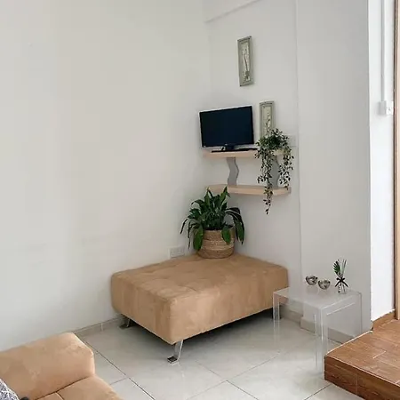 Elena'S Guest House Apartment